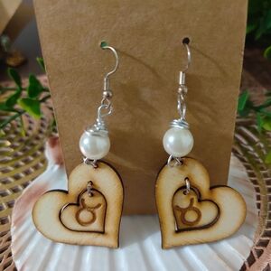 NWOT Handmade Heart Shape Wooden Taurus Zodiac Earrings with Pearl Plastic Bead